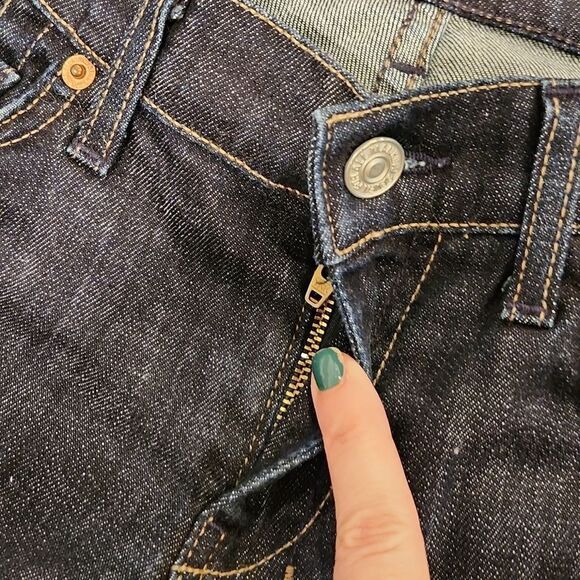 Dark wash 7 for all mankind Dojo crops size 27! - Picture 11 of 11